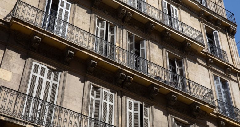Achat / Vente programme immobilier neuf Marseille 01 réhabilitation à 500m de la gare Saint-Charles (13001) - Réf. 8508